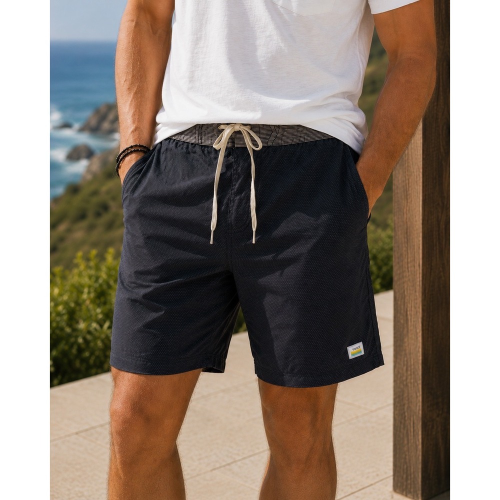 Vuori Evolution Shorts Mens 30 Black Polka Dot Performance Board Shorts Stretch